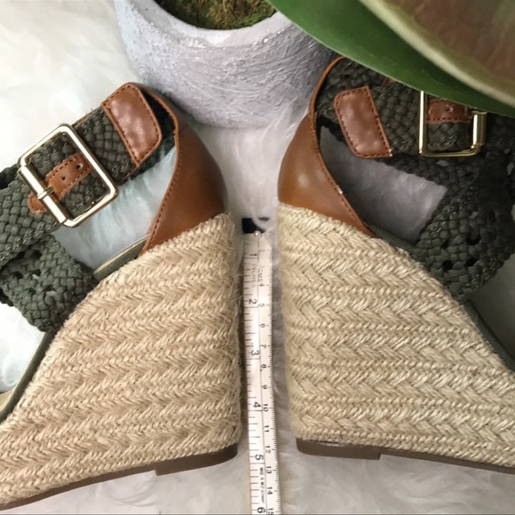 Steve Madden Magestee Espadrille Wedge Size 9 1/2 - Picture 7 of 7